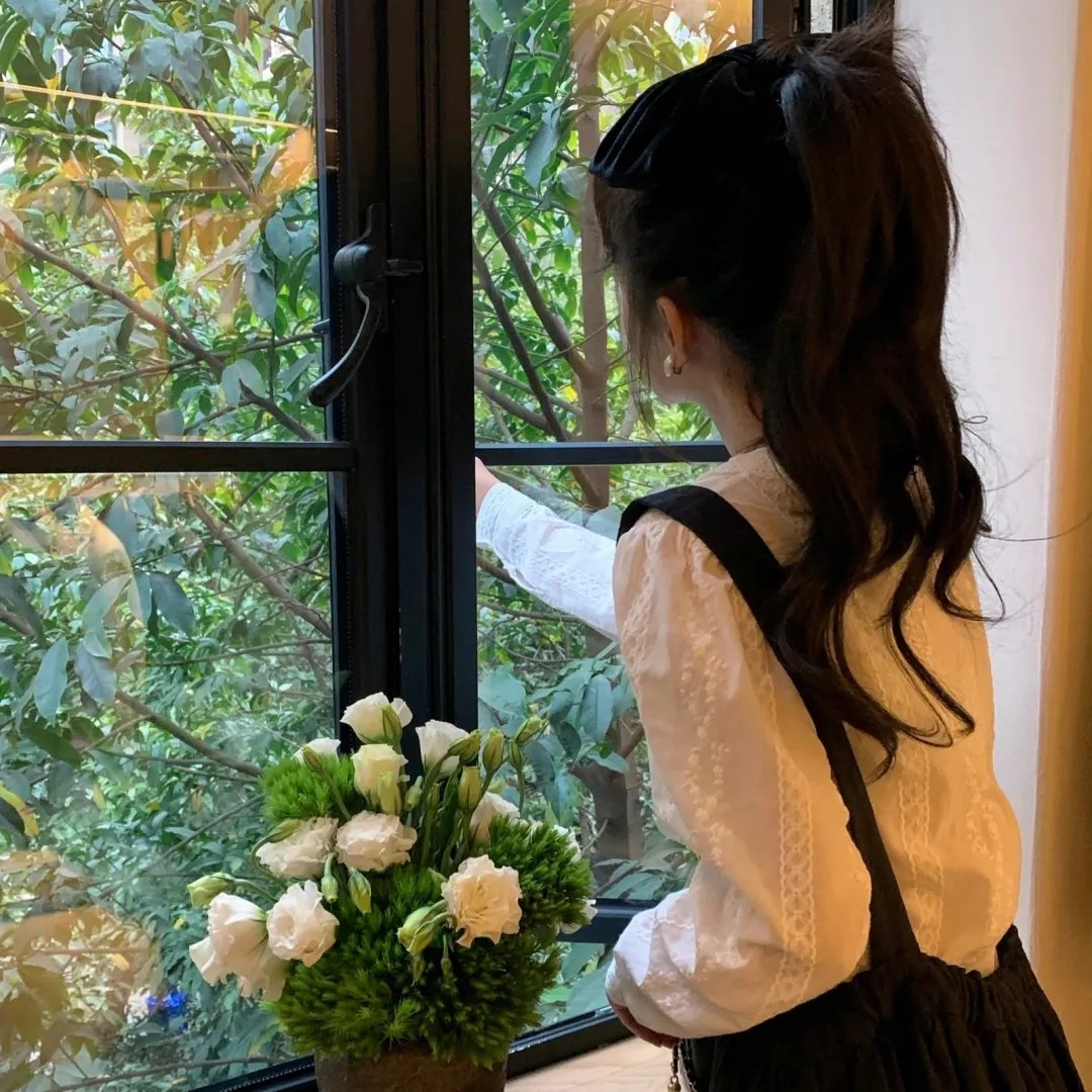女人是英雄